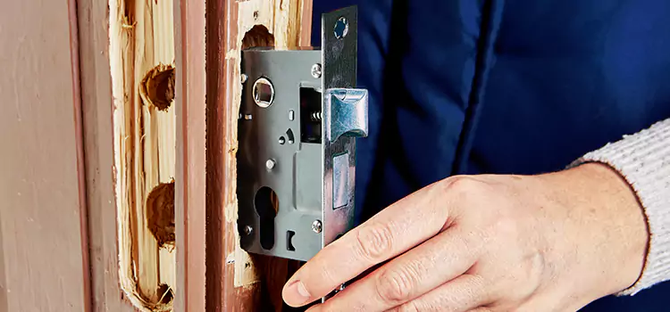 Garage Door Lock Replacement Bellaire